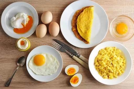 ăn trứng rán có béo không?